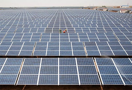 Phoenix Mills to generate 5 MW solar power in association with Renew Power